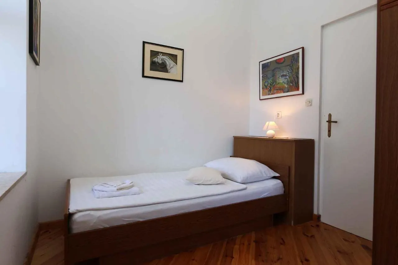 Holiday Home In Silo/Insel Krk 26695  Silo (Krk)