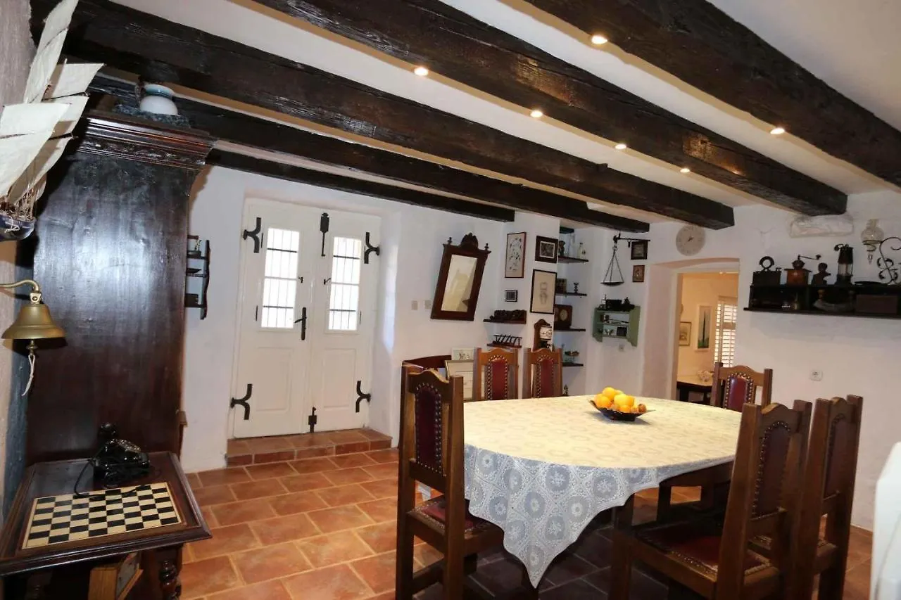 Holiday Home In Silo/Insel Krk 26695 Silo (Krk)